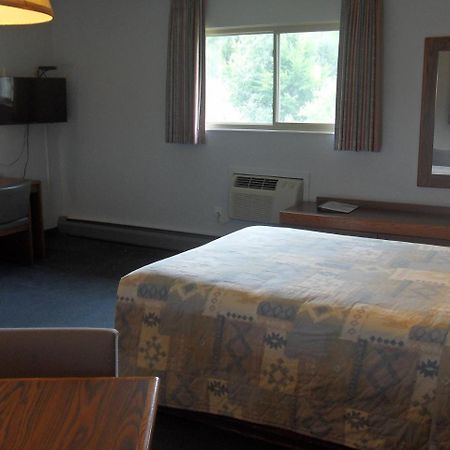 Swan Inn Motel Comstock Park Экстерьер фото