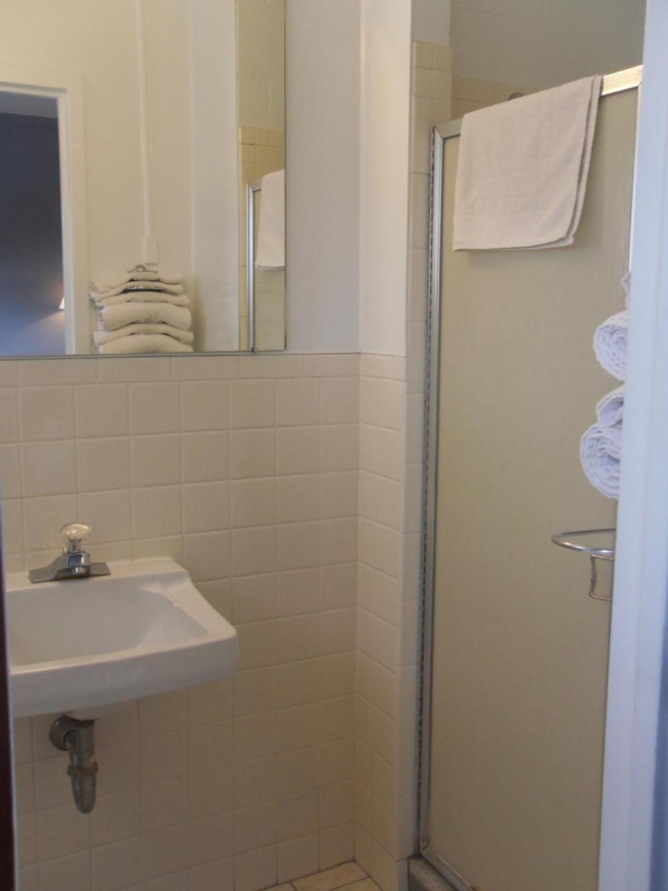 Swan Inn Motel Comstock Park Экстерьер фото